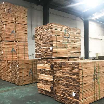 customized /quality/ Factory Price /hot sale Umbila square logs / good price garden formaldehyde free decking